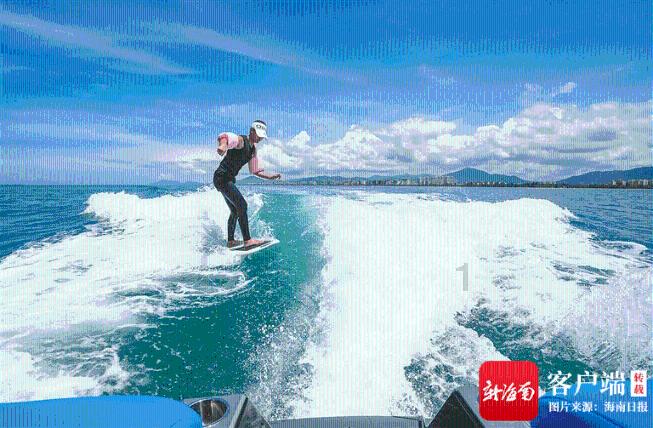 拯救电力塔的泰坦